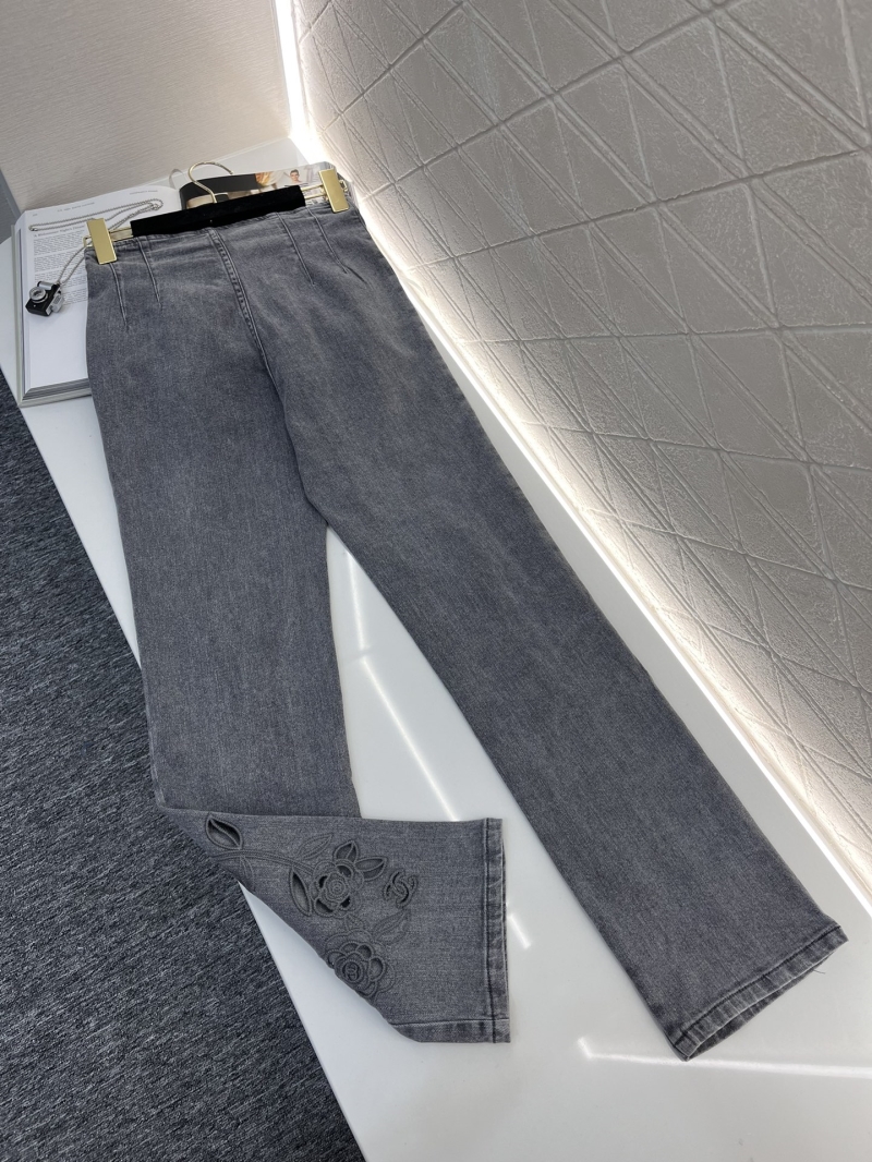 Chanel Jeans